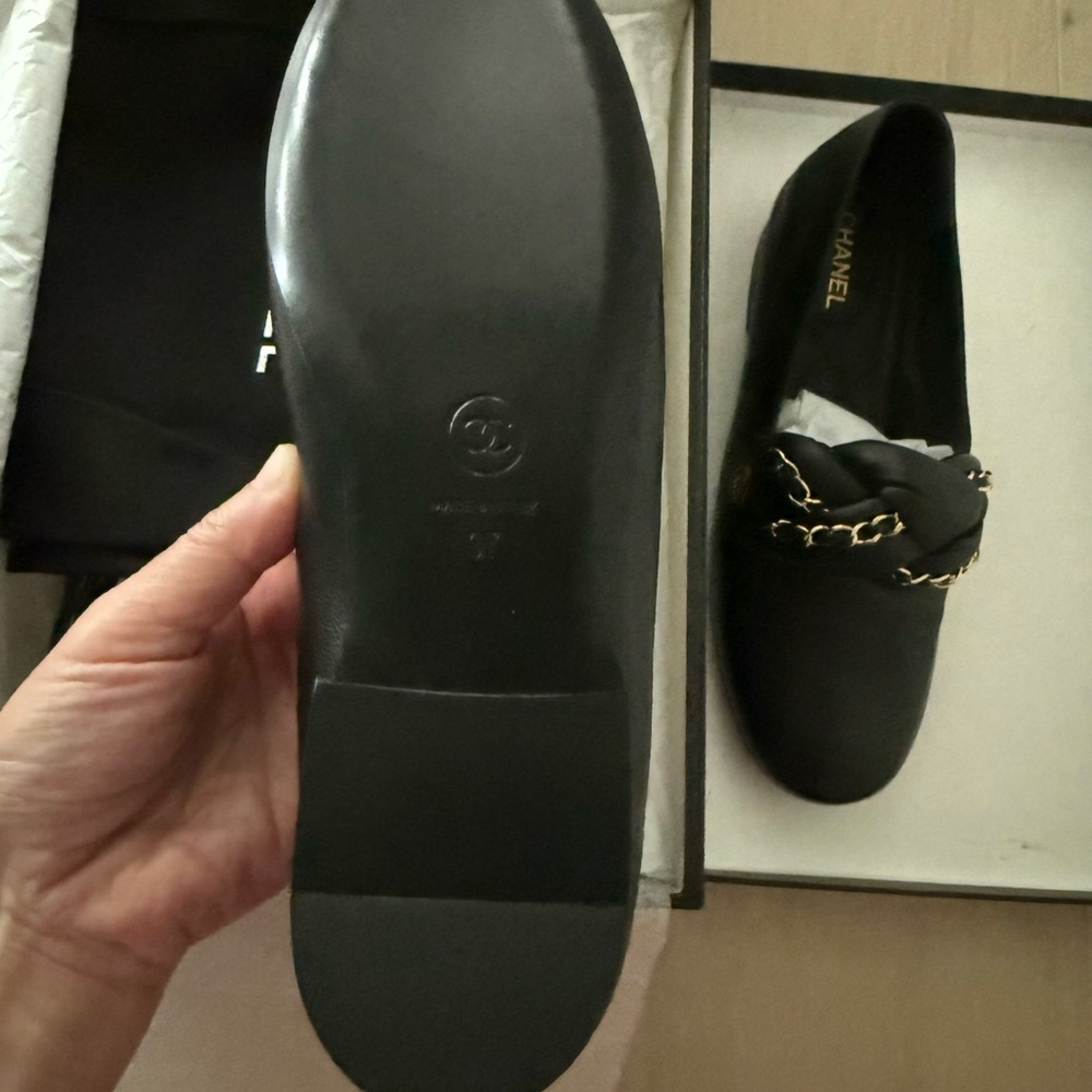 Authentic NWT Chanel Leather Moccasins/loaf size EUR 37 - Picture 7 of 10